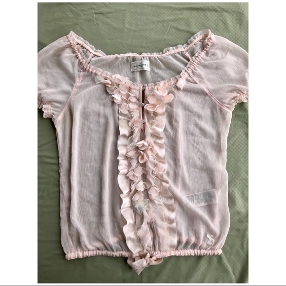 Abercrombie & Fitch Tops - Abercrombie & Fitch ruffled chiffon tee shirt
